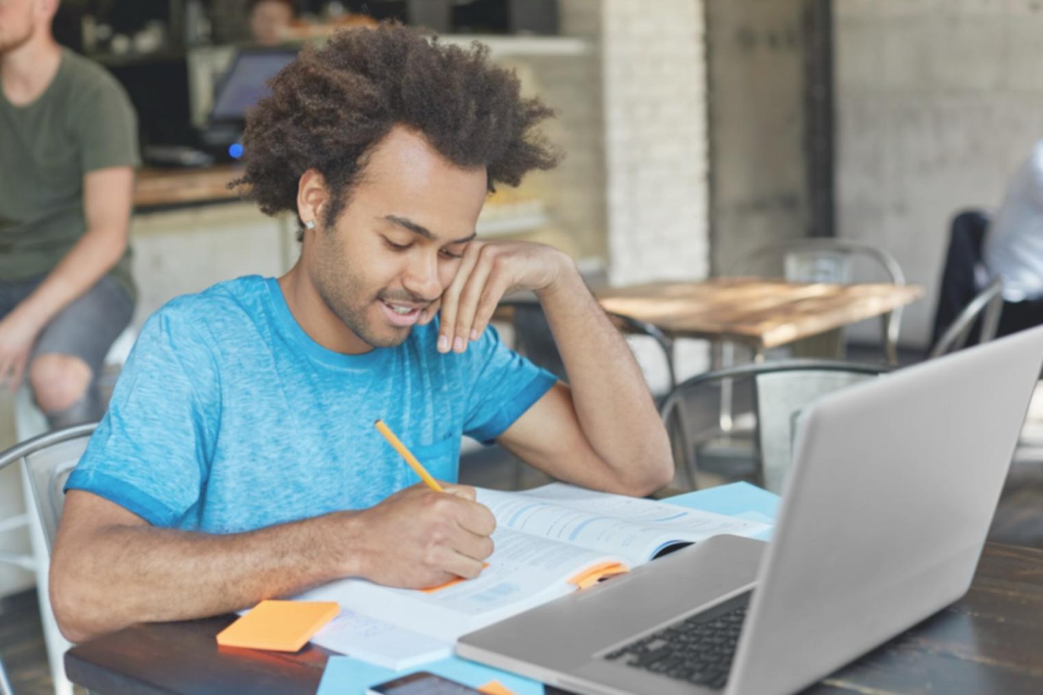 Týmová spolupráce na finančních projektech